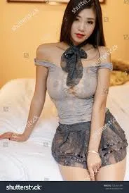 xnxx Iclik | Dua Remaja Ngewe Disiang Bolong Saat Rumah Sepi