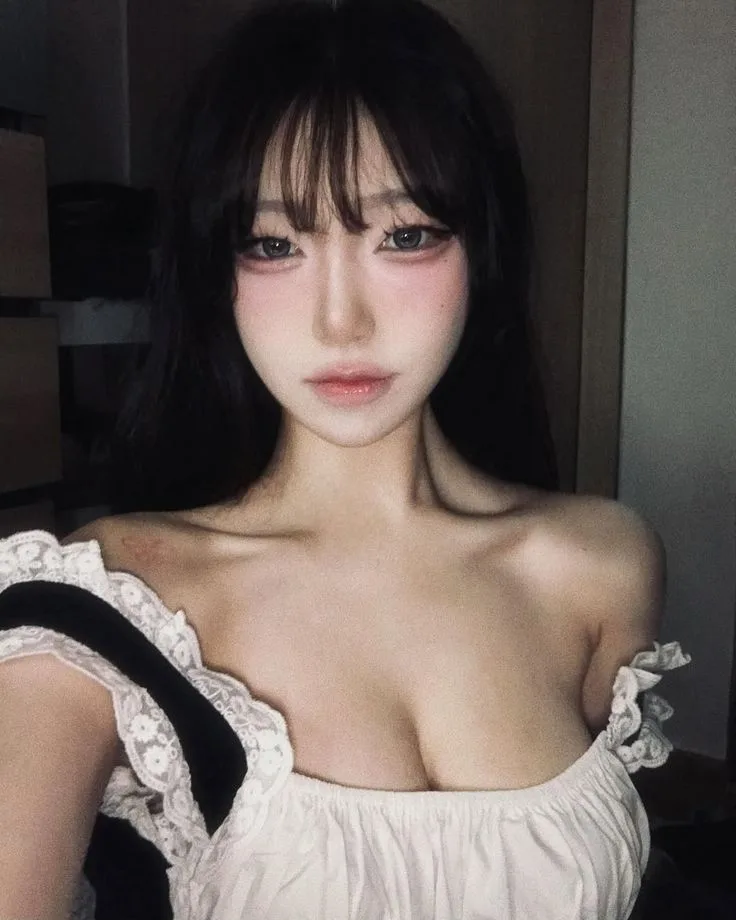 Bokep Indo Tiktoker Urfavmatcha Threesome Lesbian – Bokep Indo