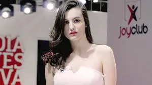 xnxx Iclik – Pasangan Muda Manisnya Cinta